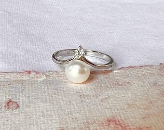 Freshwater Pearl Sterling Silver Ring with CZ Accent