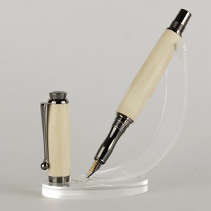 White elegant foгntain pen, White Hornbeam wood, Handcrafted pens