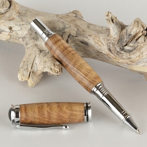 Eikenwortel nobele rolpen, luxe pen, handgedraaide pen