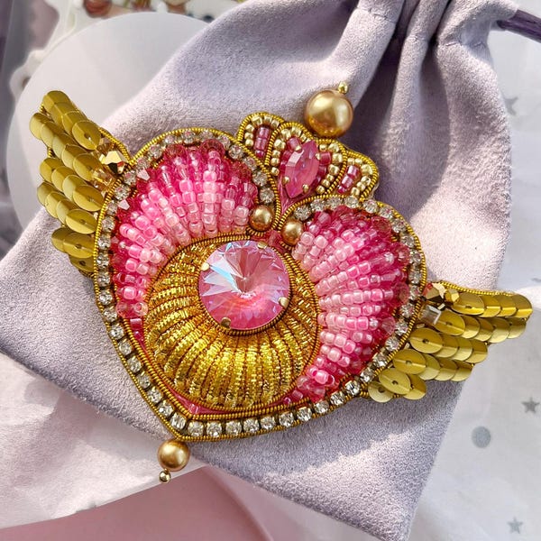 Sailor Moon Brooch for Cosplay Wedding, Beaded Sailor Moon Jewelry, Anime pin, Crisis Moon Compact Handmade Pink Heart Crystal Brooch Pin