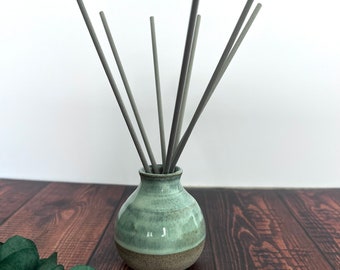 Ceramic reed diffuser bottle vase, small stoneware bottle vase, decorative glazed vase, pottery gift, ceramic gift, handmade, wheel thrown