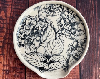 Ceramic spoon rest with hydrangea floral design, decorative kitchen accessories, pottery gift, homeware, kitchenware, ceramic gift