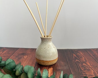 Ceramic reed diffuser bottle vase, small stoneware bottle vase, decorative glazed vase, pottery gift, ceramic gift, handmade, wheel thrown