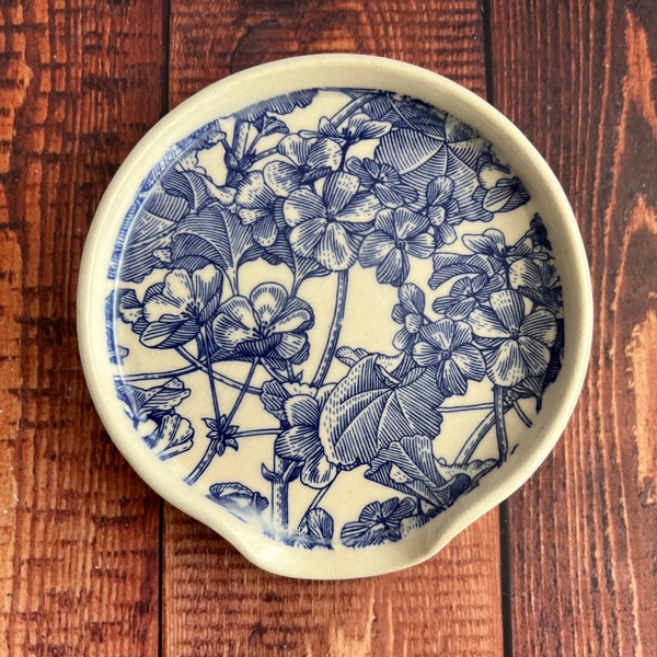 Ceramic spoon rest with floral geraniums design, decorative kitchen accessories, pottery gift, homeware, kitchenware, ceramic gift