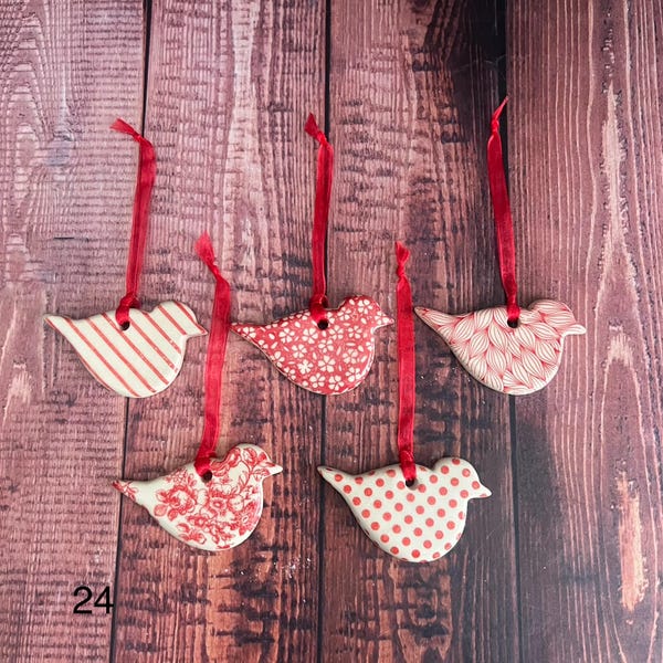 Set of 5 patterned ceramic birds, Christmas tree hanging decorations,home decor, festive, Christmas present home accessories,ceramic gift#24