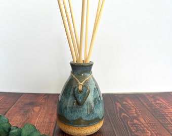 Ceramic reed diffuser bottle vase, small stoneware bottle vase, decorative glazed vase, pottery gift, ceramic gift, handmade, wheel thrown
