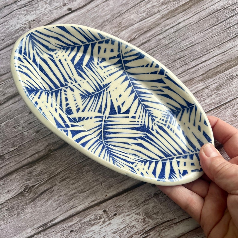 Ceramic dish with palm leaf design, decorative dish, nibbles dish, jewellery dish, key or loose change holder, trinket dish,pottery image 2
