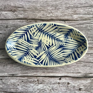 Ceramic dish with palm leaf design, decorative dish, nibbles dish, jewellery dish, key or loose change holder, trinket dish,pottery image 1