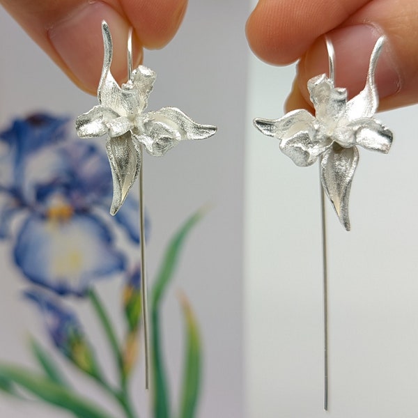Minimalist Sterling Silver Iris Dangling Earrings,Unique Flower Dangle,Cute Lily,Bridal Bridesmaid Jewelry,Mum Birthday Gift Grandma