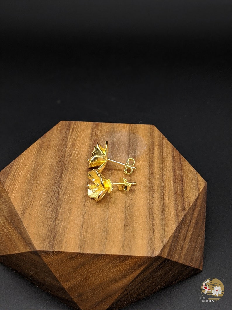 Sterling Silver Xmas Gift Begonia Flower Earrings Gift for her Begonia Silver Stud Earrings Begonia Gold Plated Silver Stud Earring