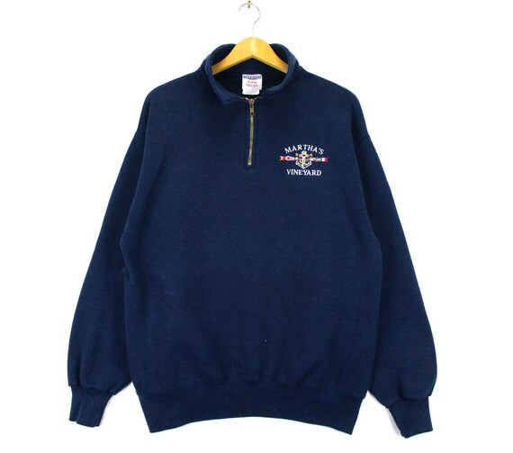 Vintage Martha's Vineyard Embroidery Small Logo Qu