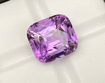 Natürlicher Präzisionsschliff Lila Amethyst Sri Lanka 16.02 Cts Kissen Lose Edelstein