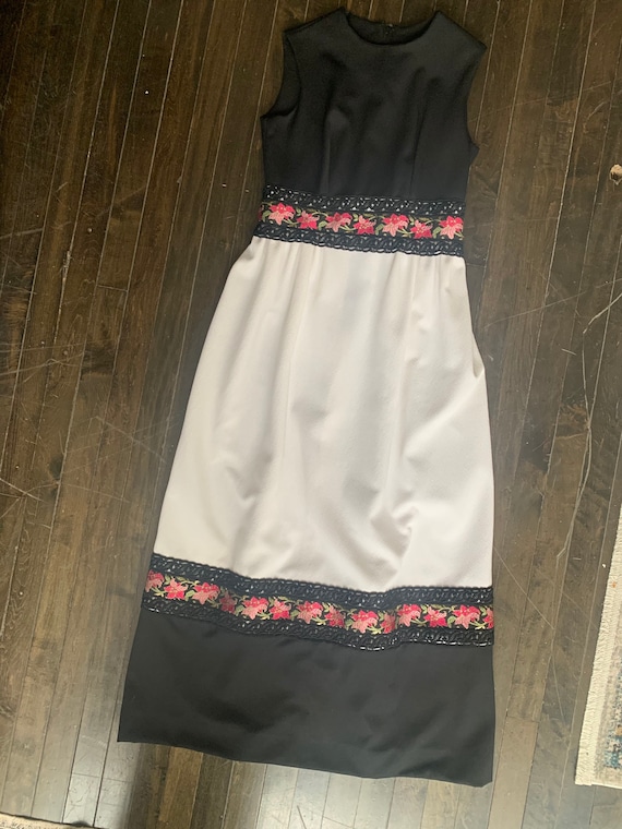 1970s Poly Empire Waist Maxi Dress (Maker Unknown)