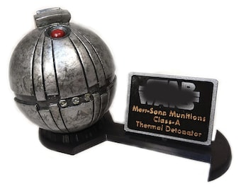 E-48 マスターレプリカ スター・ウォーズ サーマルデトネーター 限定 プロップレプリカ SW-115-P マスターレプリカ スター・ウォーズ サーマルデトネイター シグネター