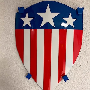 Wall Mount for Triangle Capt America Shield