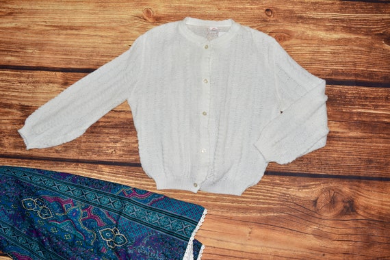 Austrian sweater vintage White cardigan
