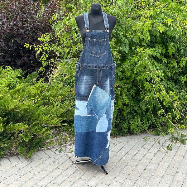 Salopette en denim upcyclé avec patchwork, longue salopette bleue, jupe longue en denim taille L/XL