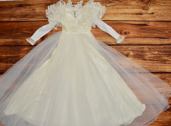 Wedding dress vintage Belle lace dress White cinde
