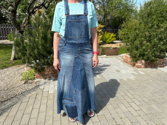 Jupe en jean retravaillee unique en son genre en denim upcycle avec patchwork salopette longue salopette bleue Taille XL Etsy France
