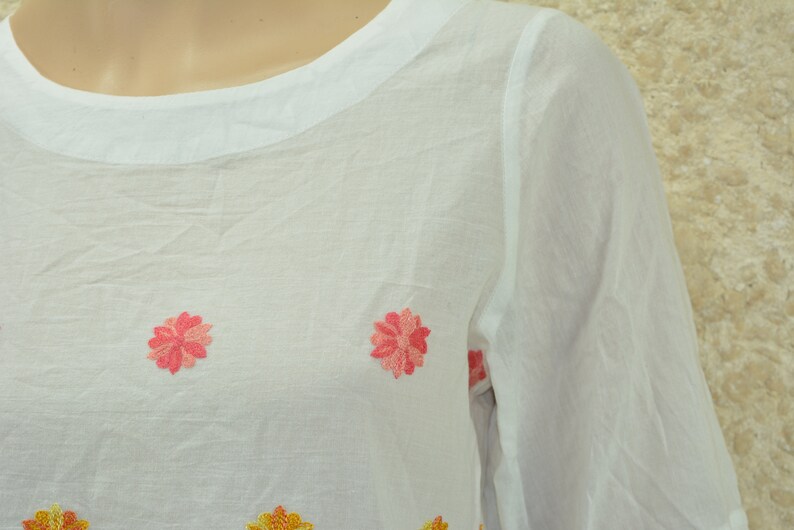 Embroidered Cottagecore blouse Vintage blouse Size M