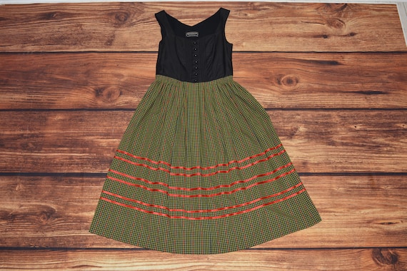 Cottagecore dress Vintage dirndl dress Size 42
