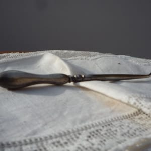 Antiker Knopfhaken aus den 1900er Jahren - gestempelt und gepunzt Silber