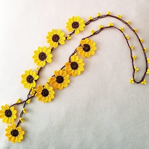 Daisy Flower Necklace, Long Lariat Necklace, Crochet Necklace with Beads, Y Necklace for Women, Yellow Unique Jewelry, Turkish Oya Necklace