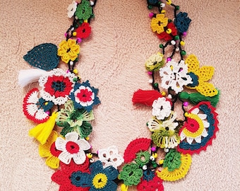 Crochet Collar Necklace, Flower Strand Jewelry, Floral Beaded Choker, Boho Neck Accessory, Turkish Oya Scarf, Sister Birthday Gift