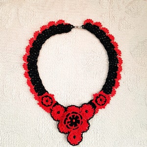 Red Collar Necklace, Statement Choker, Red Black Jewelry, Crochet Accessories, Boho Flower Jewelry, Christmas Necklace Gift,  Delivery Gift