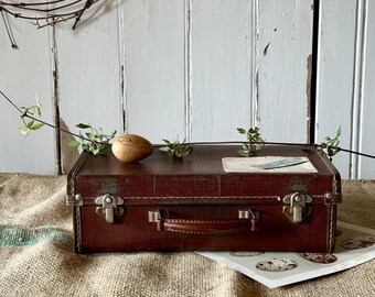 Vintage STATIONERY SUITCASE, Conker, Heavy Board, Storage, Stack, Styling (611)