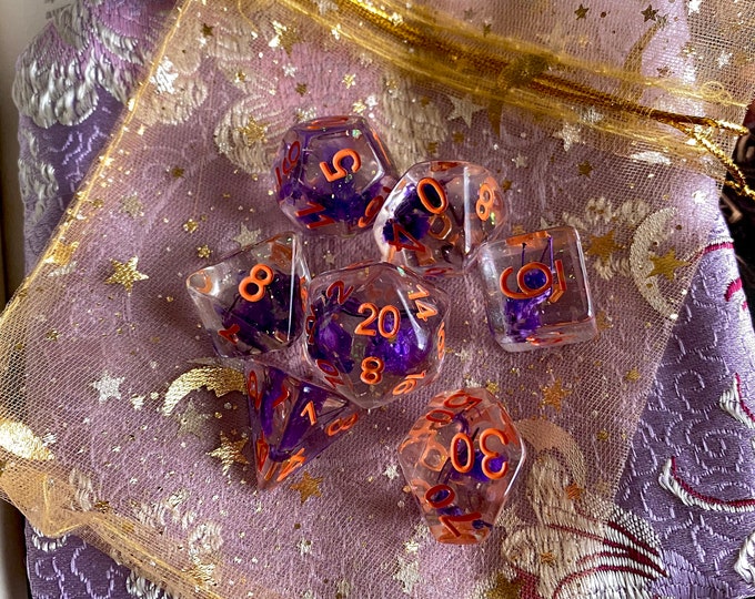 Magic Blossom dnd dice set for Dungeons and Dragons, d20 Polyhedral dice set for TT RPG - REAL beautiful flowers inside!