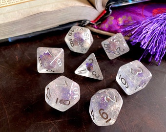 Veiled FLower DnD Dice Set for Dungeons And Dragons TTrpg, Polyhedral Dice Set w/ Real Flowers Inside!!