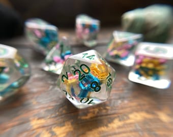 Flower Lei DnD Dice Set, Flower Dice , d20 Polyhedral dice set - TROPICAL Ocean Themed Dungeons and Dragons Dice- Pirate Dice