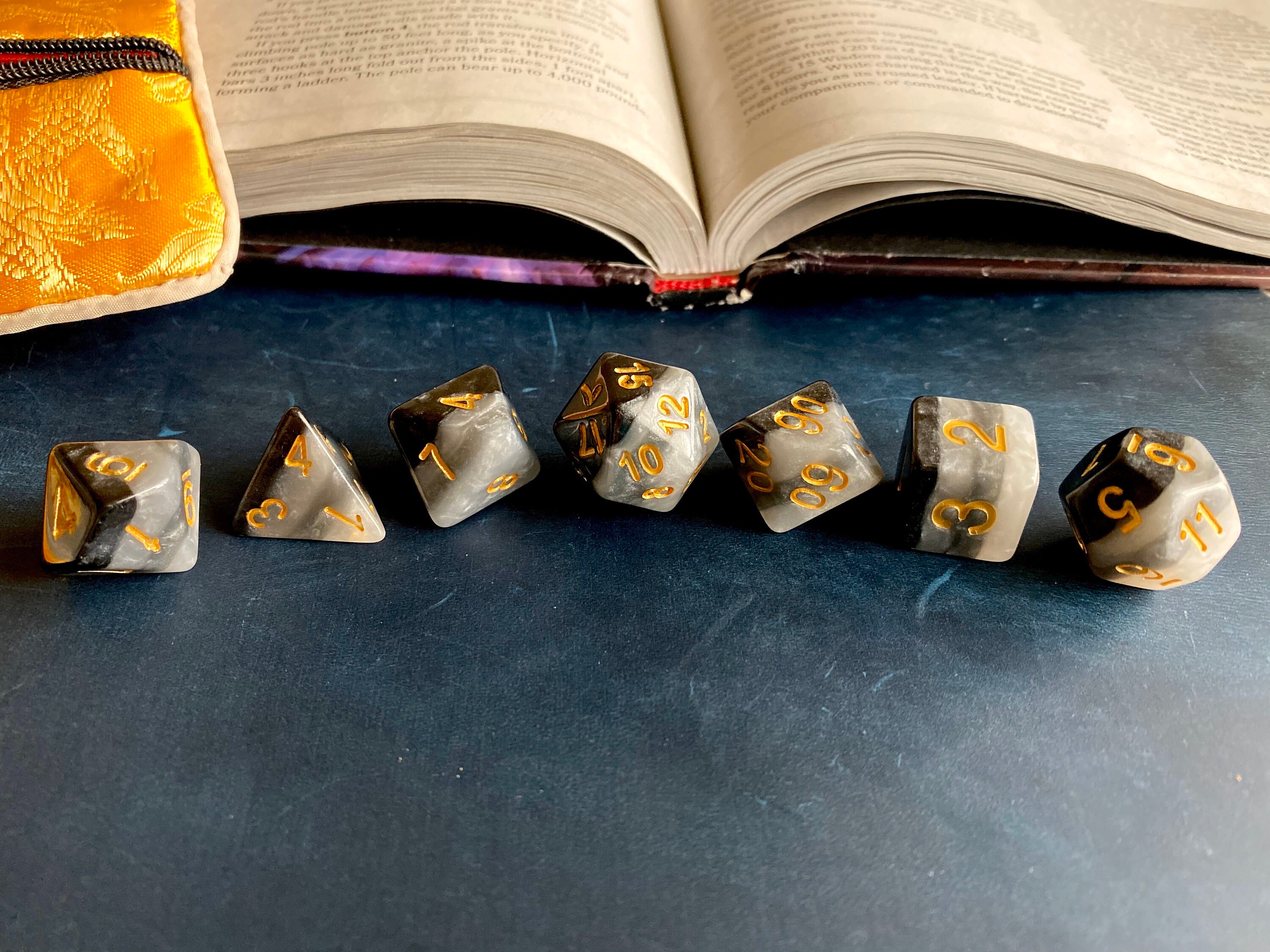 CLoak OF SHadows DNd DIce SEt, POlyhedral DIce SEt For Dungeons