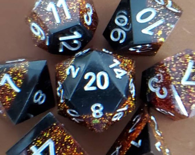 Luck Potion Sharp Edge Dnd dice set, d20 Polyhedral dice set for Dungeons and Dragons