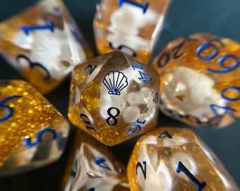OCEAN PRINCESS dnd Dice Set, D20 Polyhedral DIce Set 4 Dungeons and Dragons TTRPG TAbletop Game DIce - Sea Shells, Mermaid, queen, pearl