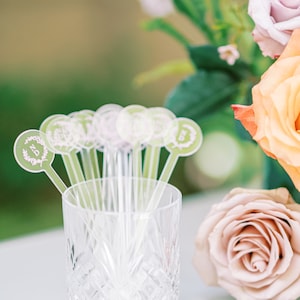 Benutzerdefinierte Monogramm Rührstäbchen für Cocktails, Hochzeits-Bar-Artikel