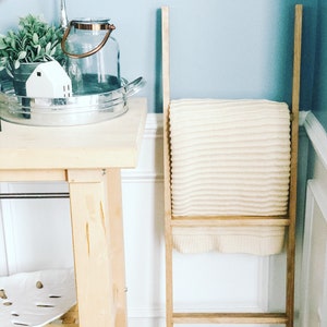 Wooden Blanket Ladder, Farmhouse Ladder Decor, Blanket Storage, Bedroom Blanket Organizer, New Home Gift, Realtor Gift, Gift for Her