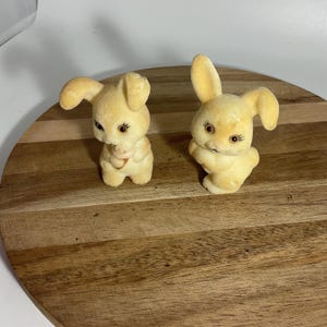 Russ Berrie Flocked Bunny Pair 2.5”