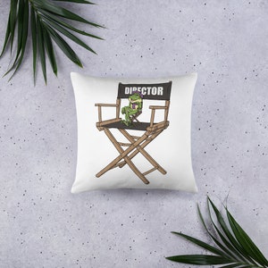 Director J. Frog the Frog | Wild on Set (Pillow Cover)