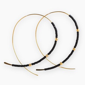 Pendientes de confeti / Pendientes de aro con rosca / Pendientes llamativos / Regalo de dama de honor / Pendientes modernos / Pendientes de aro con cuentas / Pendientes de arco con rosca