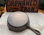 Wagner Ware Stylized Logo 8 Skillet