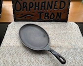 Unmarked Wagner Sizzle Server Cast Iron