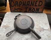 Rare Griswold Button Hinge Waffle Iron