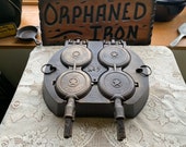 RARE Griswold 1880 Spider Hotel French Waffle Maker