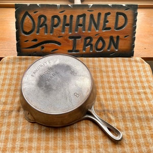 Favorite #8 Piqua Ware Block Logo Cast Iron Skillet