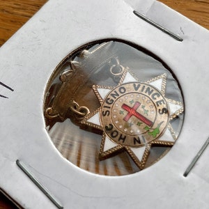 Vintage Knights Templar Commandery Lapel Pin Medallion Souvenir Badge #91