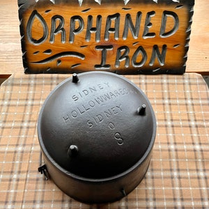 Wow! Sidney Hollow Ware #8 Cast Iron Bean Pot Kettle