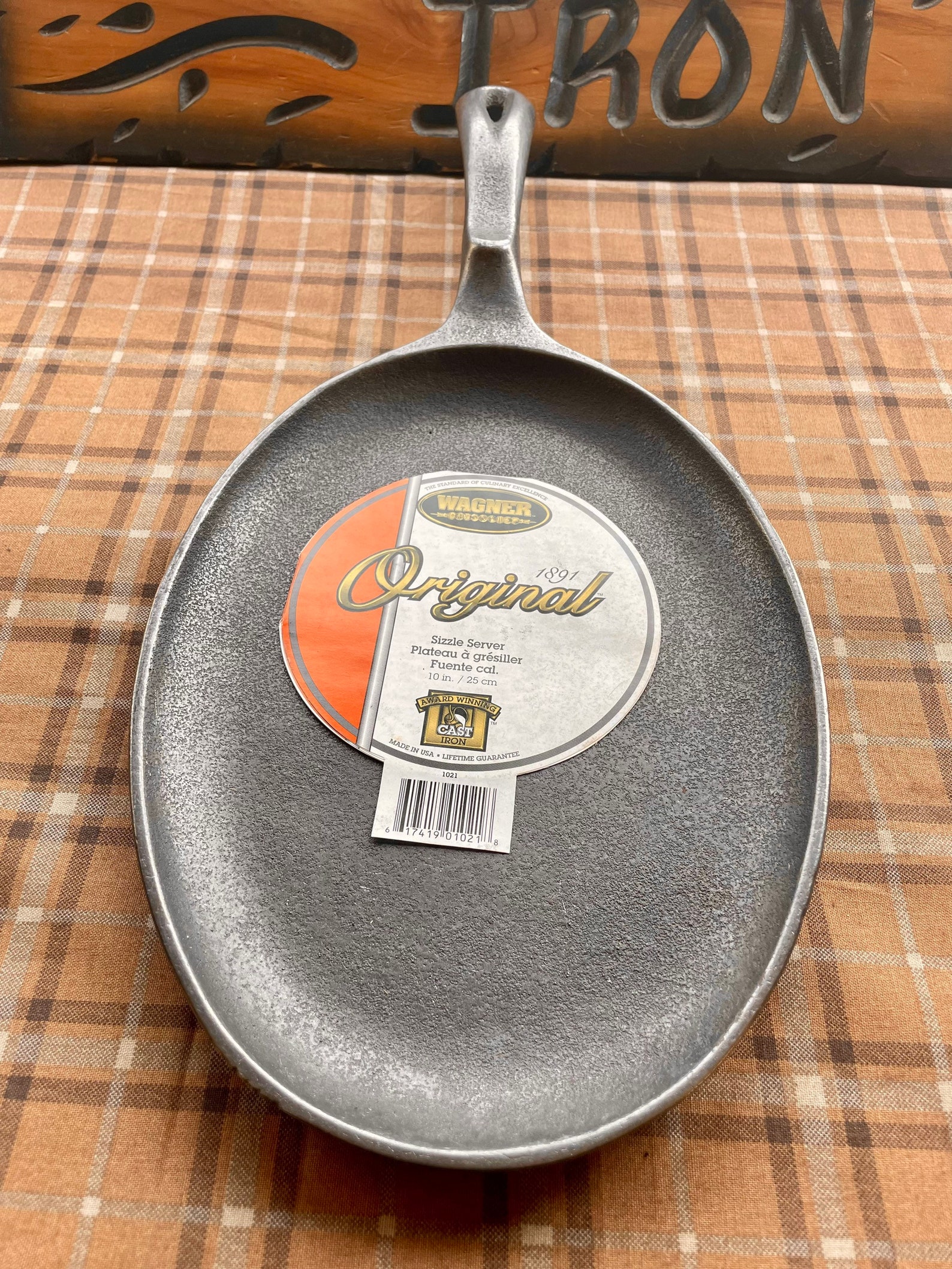 Diujenamel Cast Iron Made In Usa 79 - 6w64dx6
