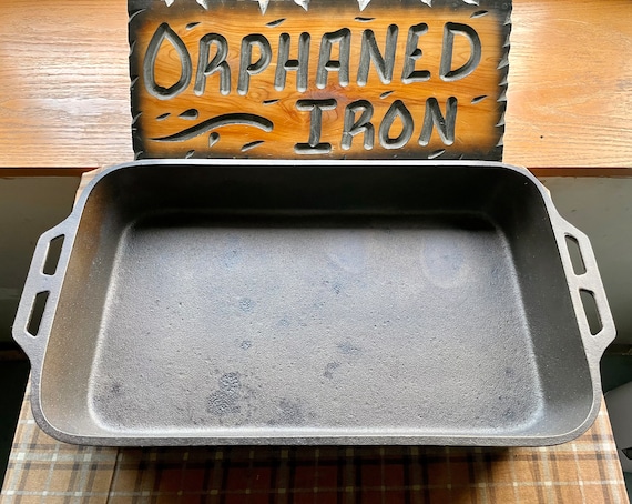 Vintage Lodge Cast Iron Casserole Dish 